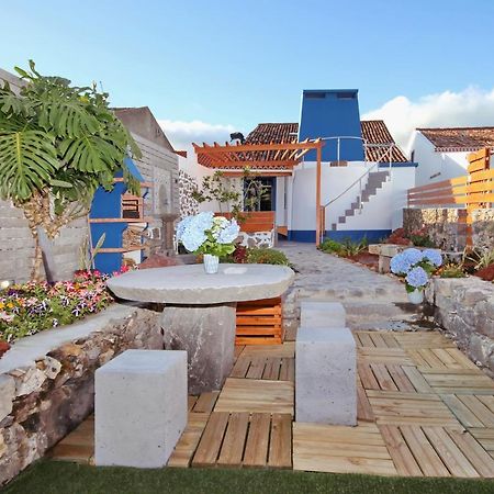 Гостевой дом A Casinha Azul Вила-Франка-ду-Кампу Экстерьер фото