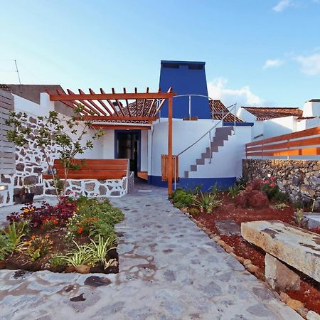 Гостевой дом A Casinha Azul Вила-Франка-ду-Кампу Экстерьер фото