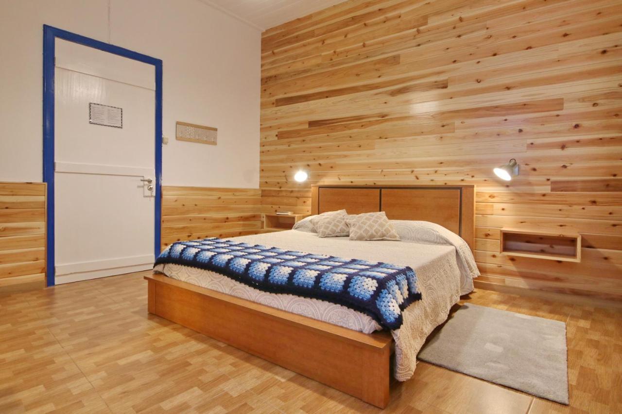 Гостевой дом A Casinha Azul Вила-Франка-ду-Кампу Экстерьер фото